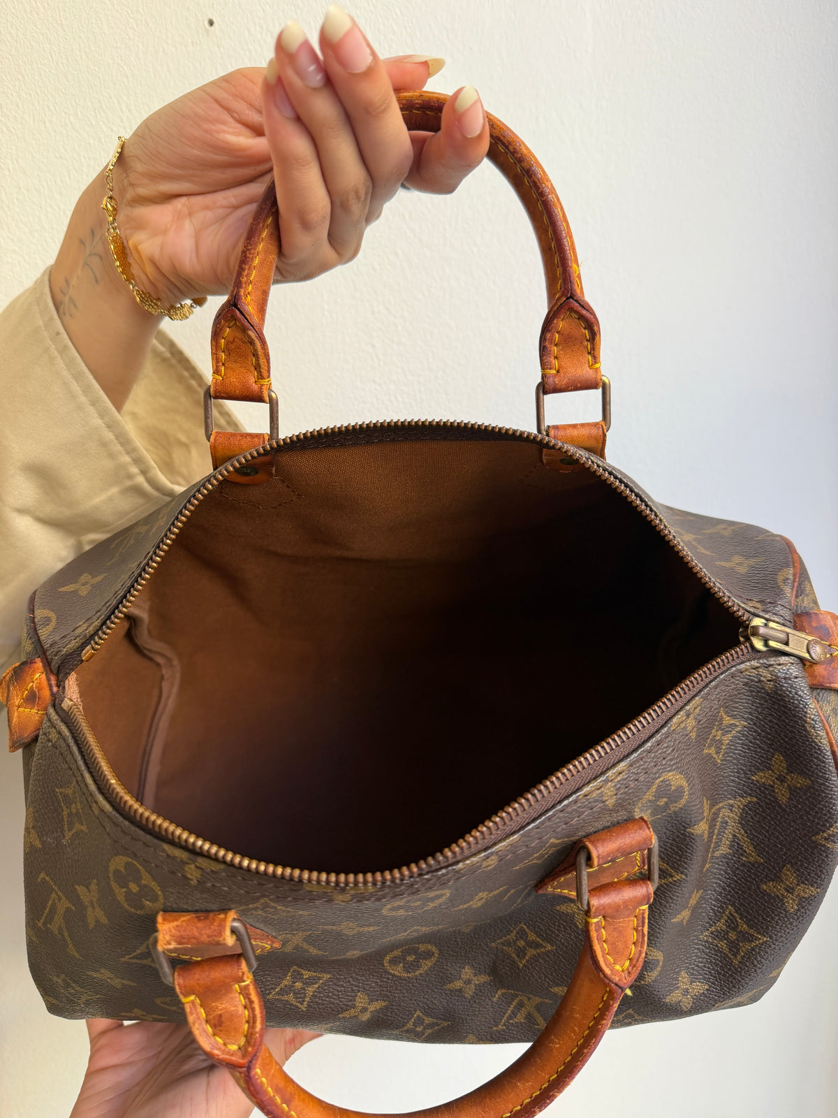 Louis Vuitton Monogram Speedy 30 Bag