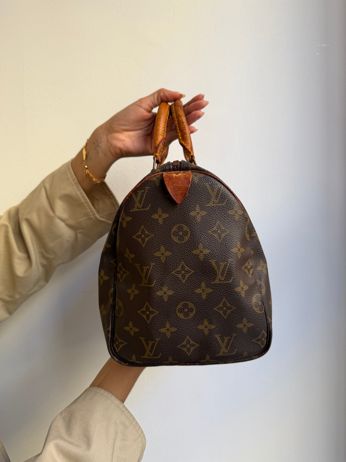 Louis Vuitton Monogram Speedy 30 Bag