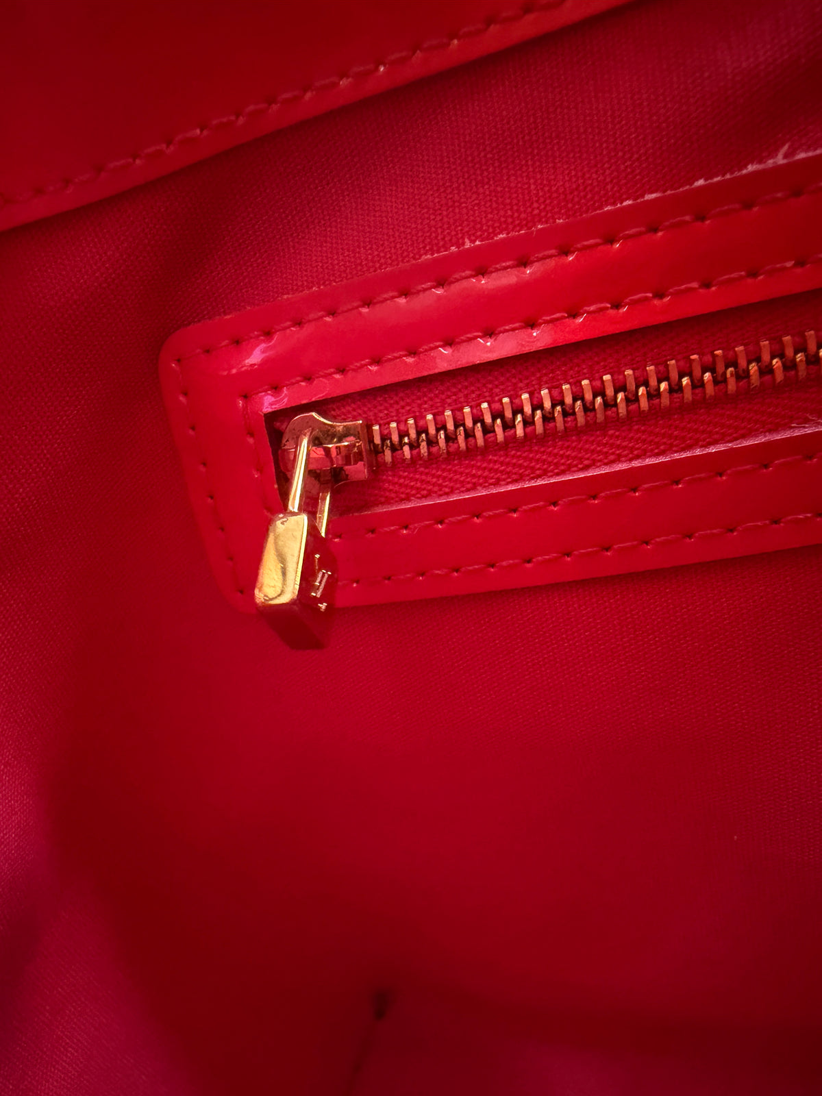 Louis Vuitton Wilshire PM Vernis Bag