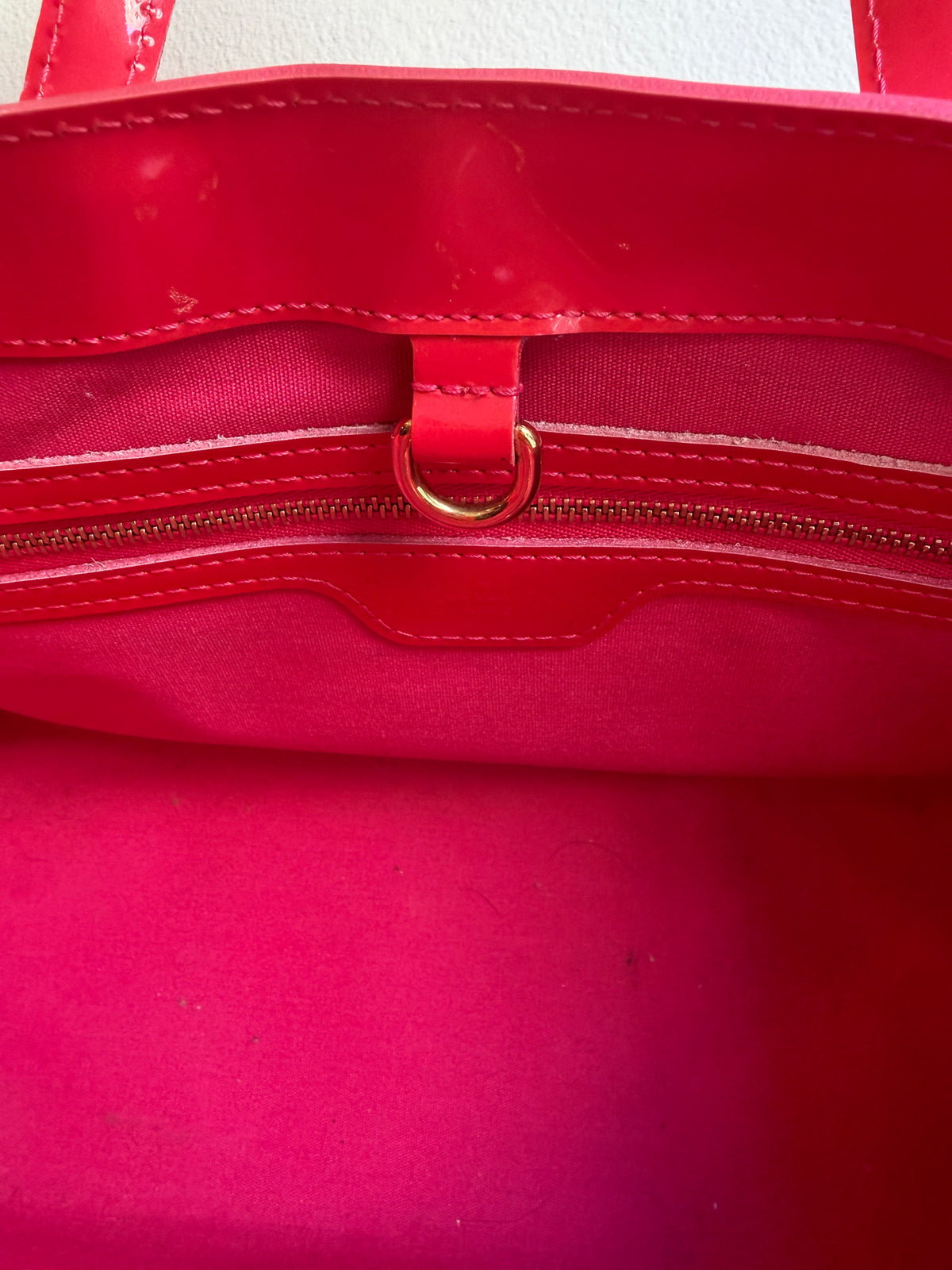 Louis Vuitton Wilshire PM Vernis Bag