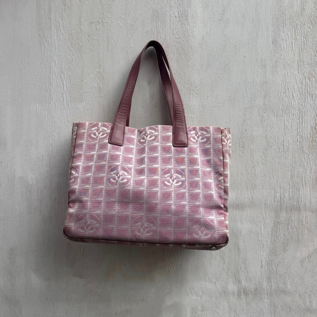 Chanel 2004 'CC' Travel Line Pink Tote