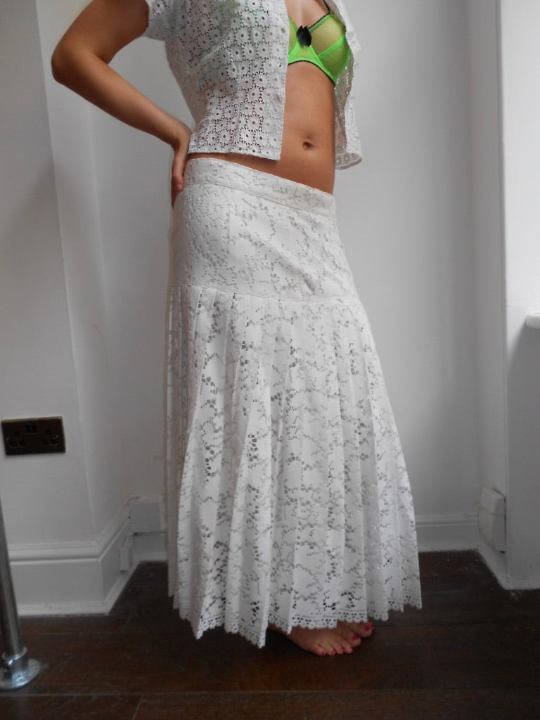 Laura Biagiotti Pleated Lace Skirt